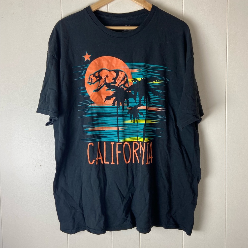 California T shirt